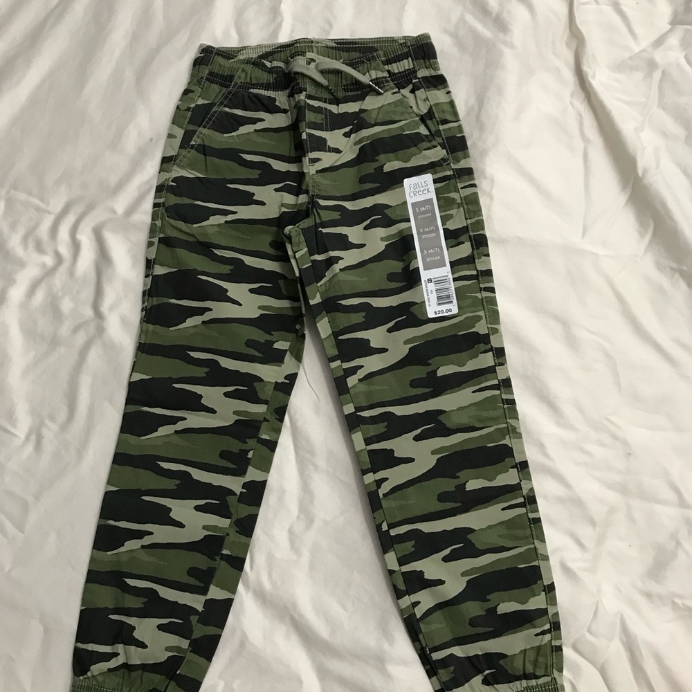 Falls Creek Camo Green Kids Jogger Pants S (6/7) NWT
